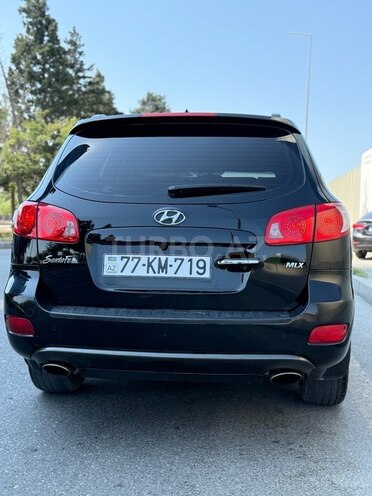 Hyundai Santa Fe-5