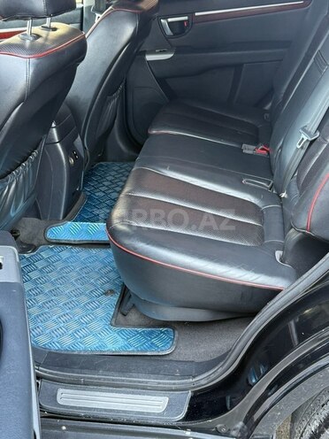 Hyundai Santa Fe-15