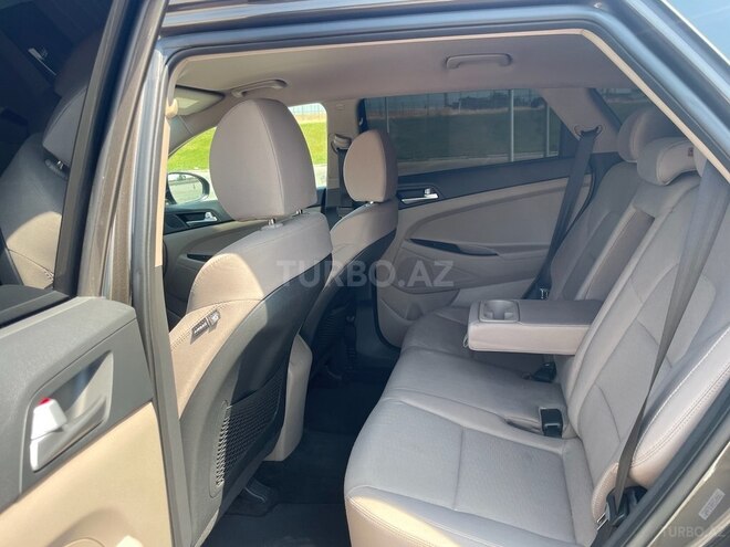 Hyundai Tucson-9