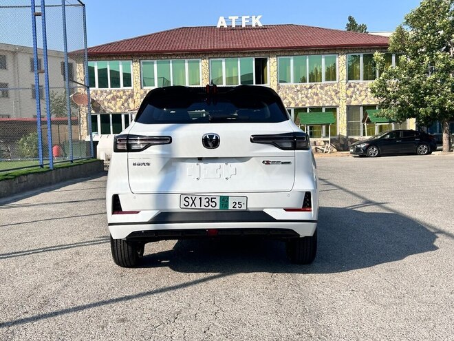 Changan CS 55 Plus 2025, 0 km - 1.5 л - Bakı
