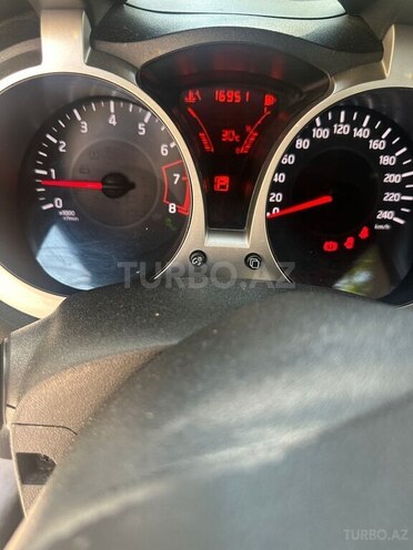 Nissan Juke 2015, 27,275 km - 1.6 l - Bakı