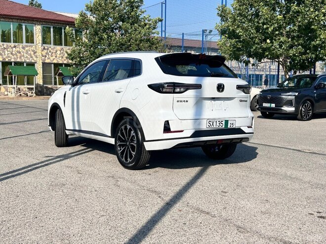 Changan CS 55 Plus 2025, 0 km - 1.5 л - Bakı