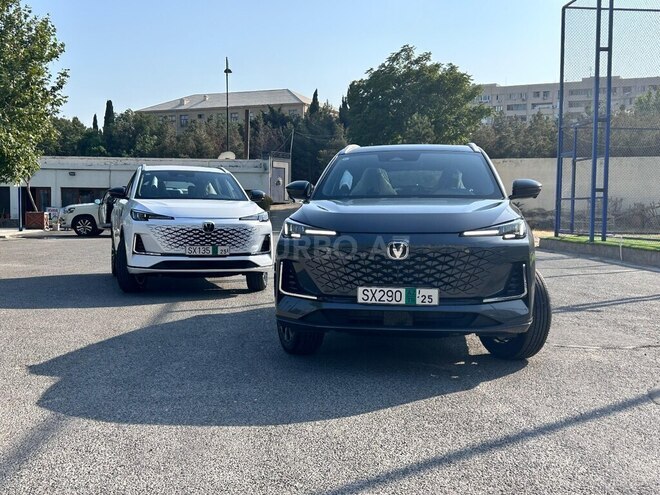 Changan CS 55 Plus 2025, 0 km - 1.5 л - Bakı