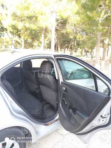 Chevrolet Aveo-7