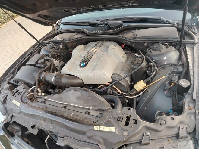 BMW 745-2