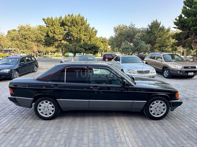 Mercedes E 200 1990, 247,000 km - 2.0 l - Sumqayıt
