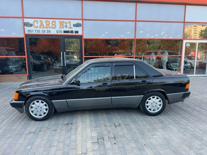 Mercedes E 200 1990, 247,000 km - 2.0 l - Sumqayıt