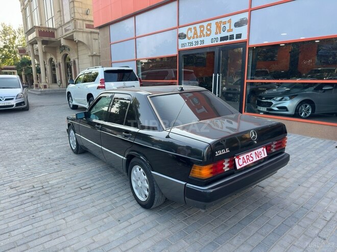 Mercedes E 200 1990, 247,000 km - 2.0 l - Sumqayıt