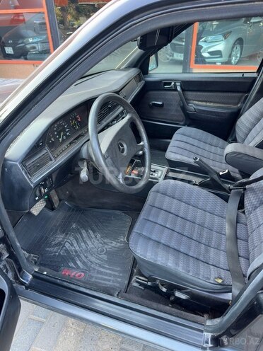 Mercedes E 200 1990, 247,000 km - 2.0 l - Sumqayıt