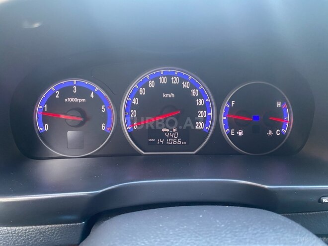 Hyundai Santa Fe-18