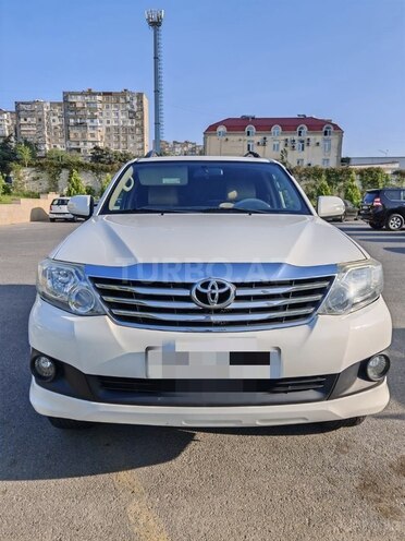 Toyota Fortuner 2011, 231,000 km - 2.7 l - Bakı