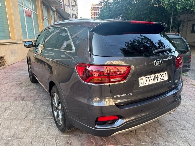 Kia Sorento-5