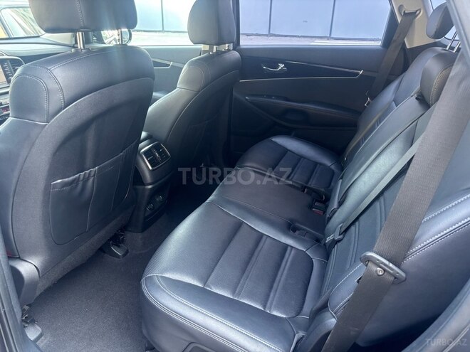 Kia Sorento-15
