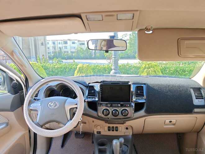 Toyota Fortuner 2011, 231,000 km - 2.7 l - Bakı