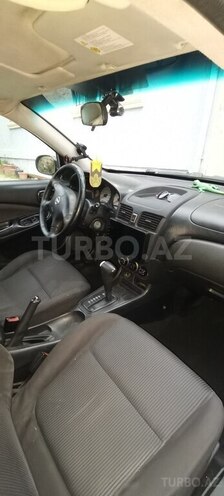 Nissan Sunny 2010, 256,630 km - 1.6 l - Bakı