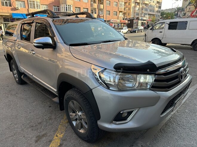 Toyota Hilux 2016, 176,000 km - 2.4 l - Bakı