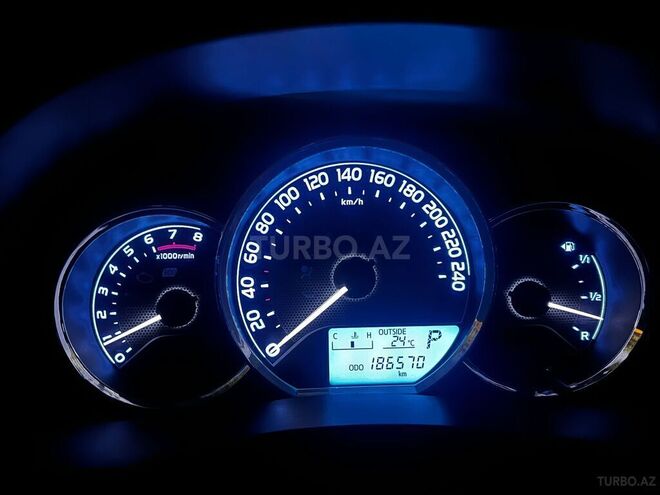 Toyota Corolla 2014, 186,000 km - 2.0 l - Bakı