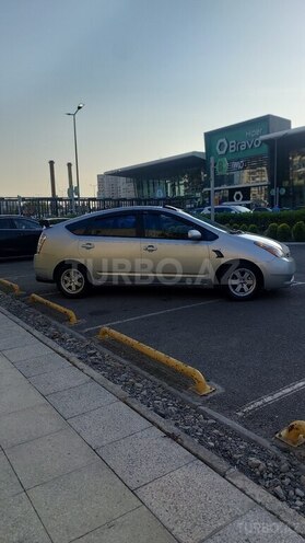 Toyota Prius-3