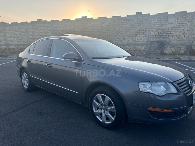 Volkswagen Passat 2005, 258,000 km - 2.0 l - Bakı