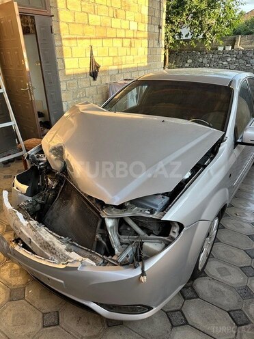 Daewoo Gentra 2014, 400,000 km - 1.5 l - Şəki