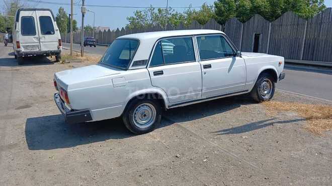 LADA (VAZ) 2107 2001, 85,000 km - 1.6 l - Bakı
