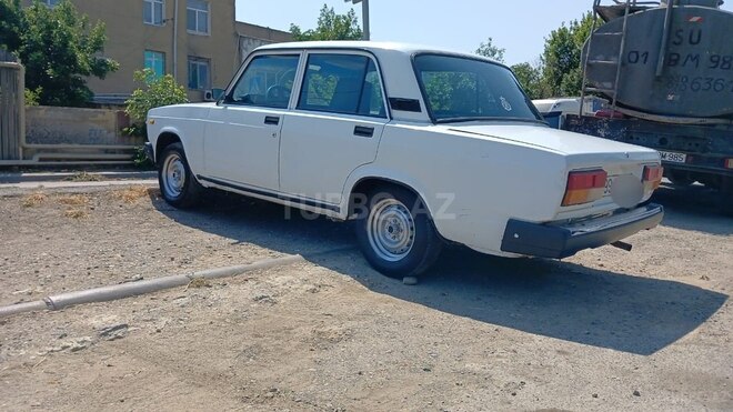 LADA (VAZ) 2107 2001, 85,000 km - 1.6 l - Bakı