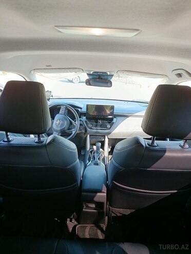 Toyota Corolla Cross 2024, 11,000 km - 2.0 л - Bakı