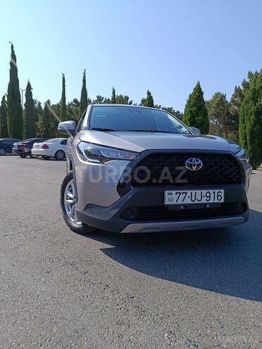 Toyota Corolla Cross 2024, 11,000 km - 2.0 л - Bakı