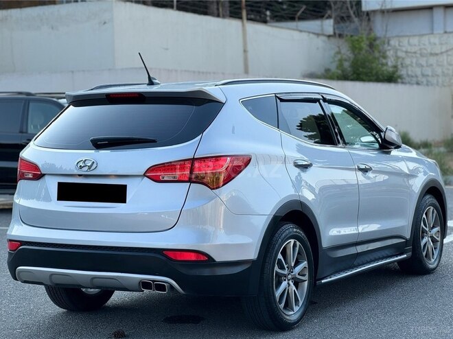 Hyundai Santa Fe-9