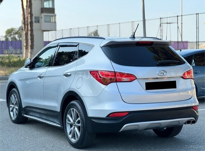 Hyundai Santa Fe-6