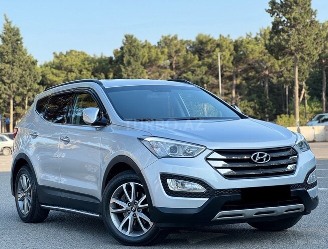 Hyundai Santa Fe-1