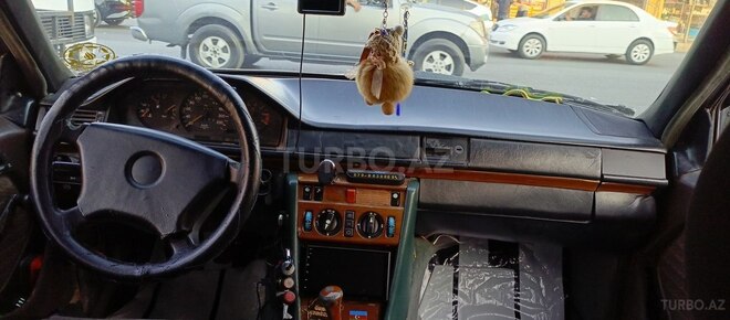 Mercedes E 200 d 1990, 400,000 km - 2.0 л - Bakı