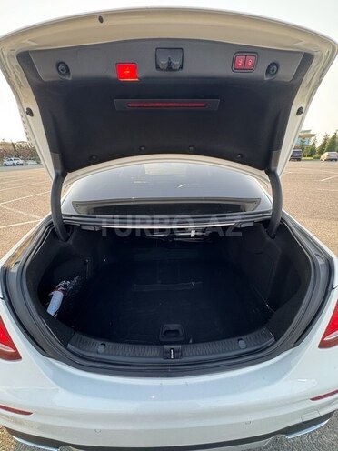 Mercedes E 220 d 2018, 111,428 km - 2.0 л - Bakı