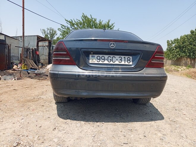 Mercedes C 220 d 2001, 350,000 km - 2.2 l - İmişli