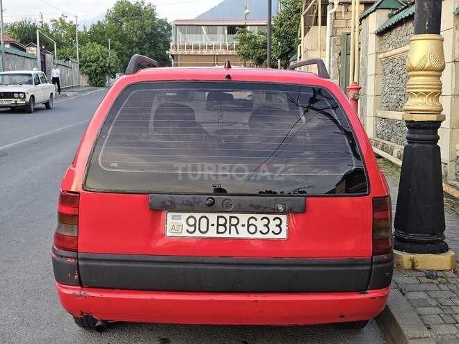 Opel Astra 1995, 256,877 km - 1.6 l - Qəbələ