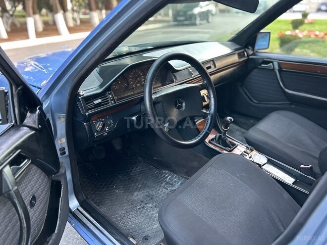 Mercedes E 200 d 1991, 437,000 km - 2.0 l - Bakı