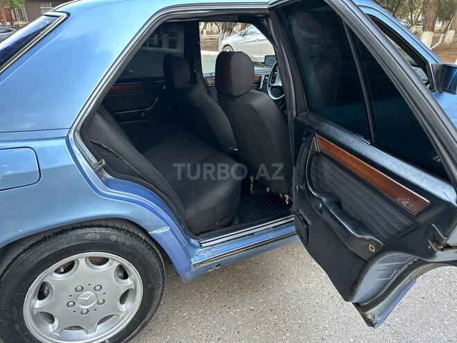 Mercedes E 200 d 1991, 437,000 km - 2.0 l - Bakı