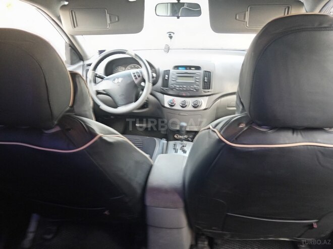 Hyundai Elantra 2010, 418,193 km - 2.0 l - Qəbələ