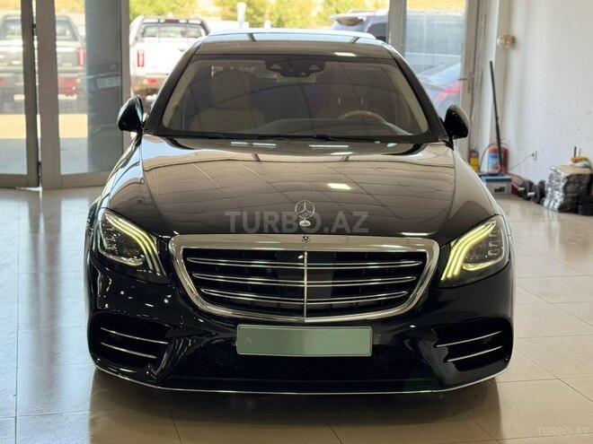 Mercedes S 560 4MATIC-1