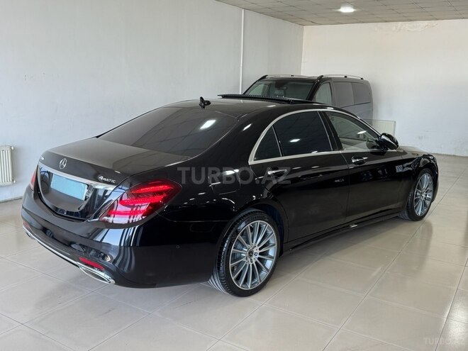Mercedes S 560 4MATIC-5