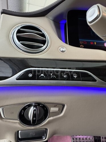 Mercedes S 560 4MATIC-14