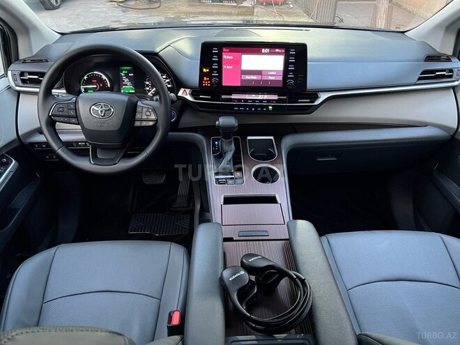 Toyota Sienna 2022, 44,000 km - 2.5 l - Bakı
