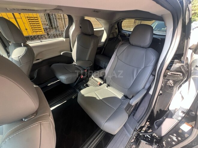 Toyota Sienna 2022, 44,000 km - 2.5 l - Bakı