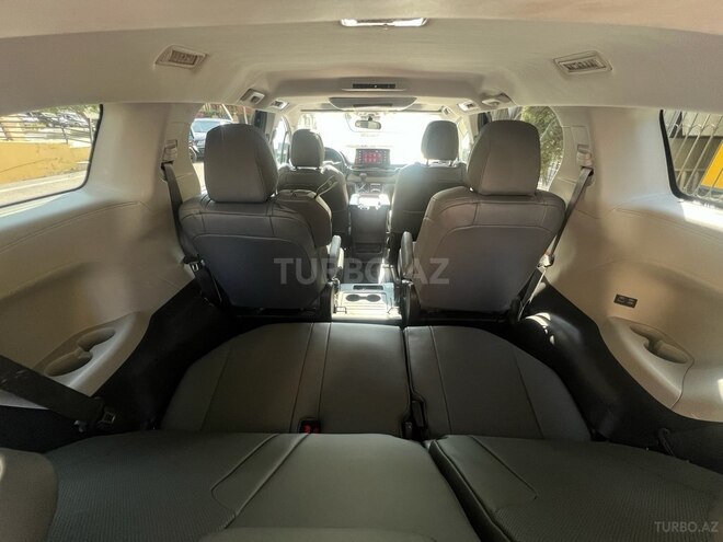 Toyota Sienna 2022, 44,000 km - 2.5 l - Bakı