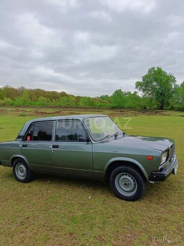 LADA (VAZ) 2107 2010, 98,000 km - 1.6 л - Yevlax