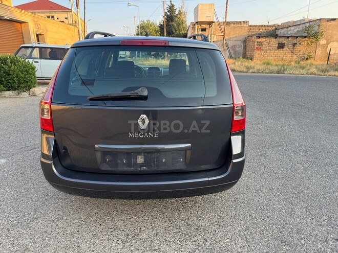 Renault Megane-9