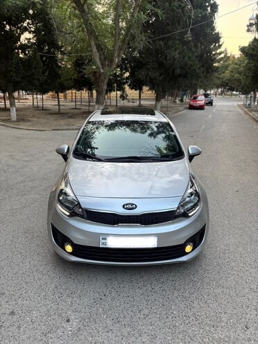 Kia Rio 2015, 185,000 km - 1.4 l - Sumqayıt