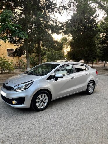 Kia Rio 2015, 185,000 km - 1.4 l - Sumqayıt