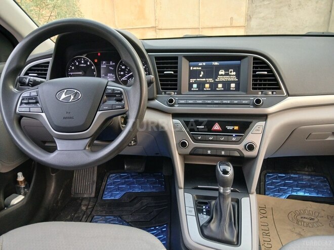 Hyundai Elantra 2016, 143,010 km - 2.0 л - Bakı