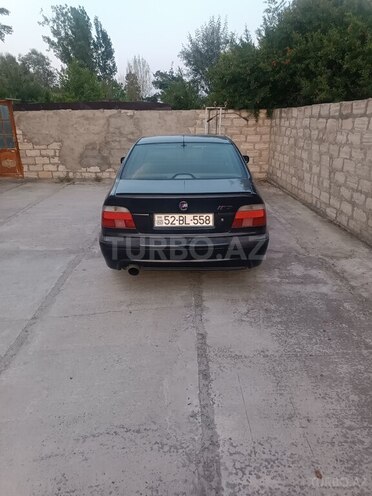 BMW 535 2000, 444,179 km - 3.5 л - Salyan